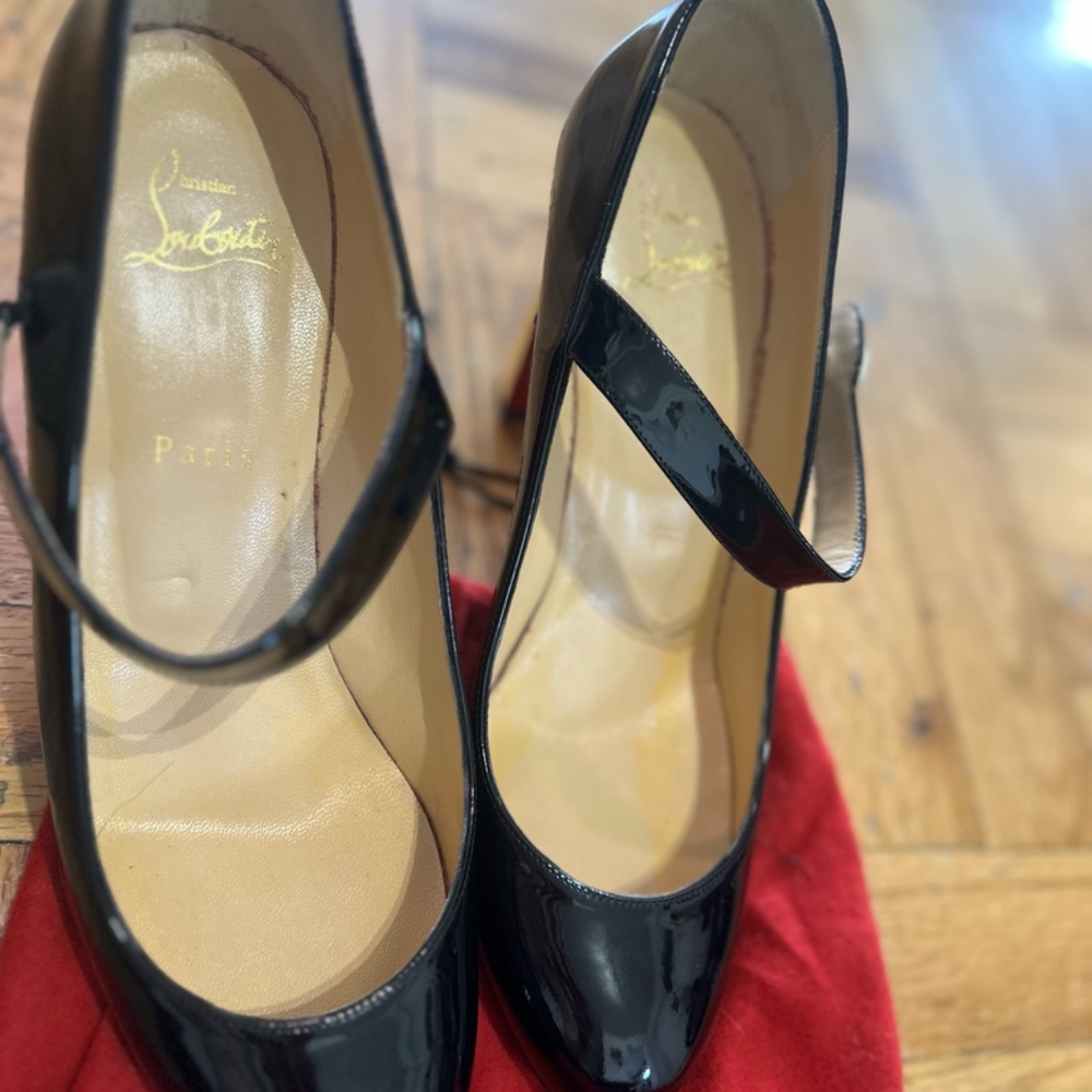 SOLD! Christian Louboutin Bibaba 85 Mary Jane Pumps - Picture 6 of 11